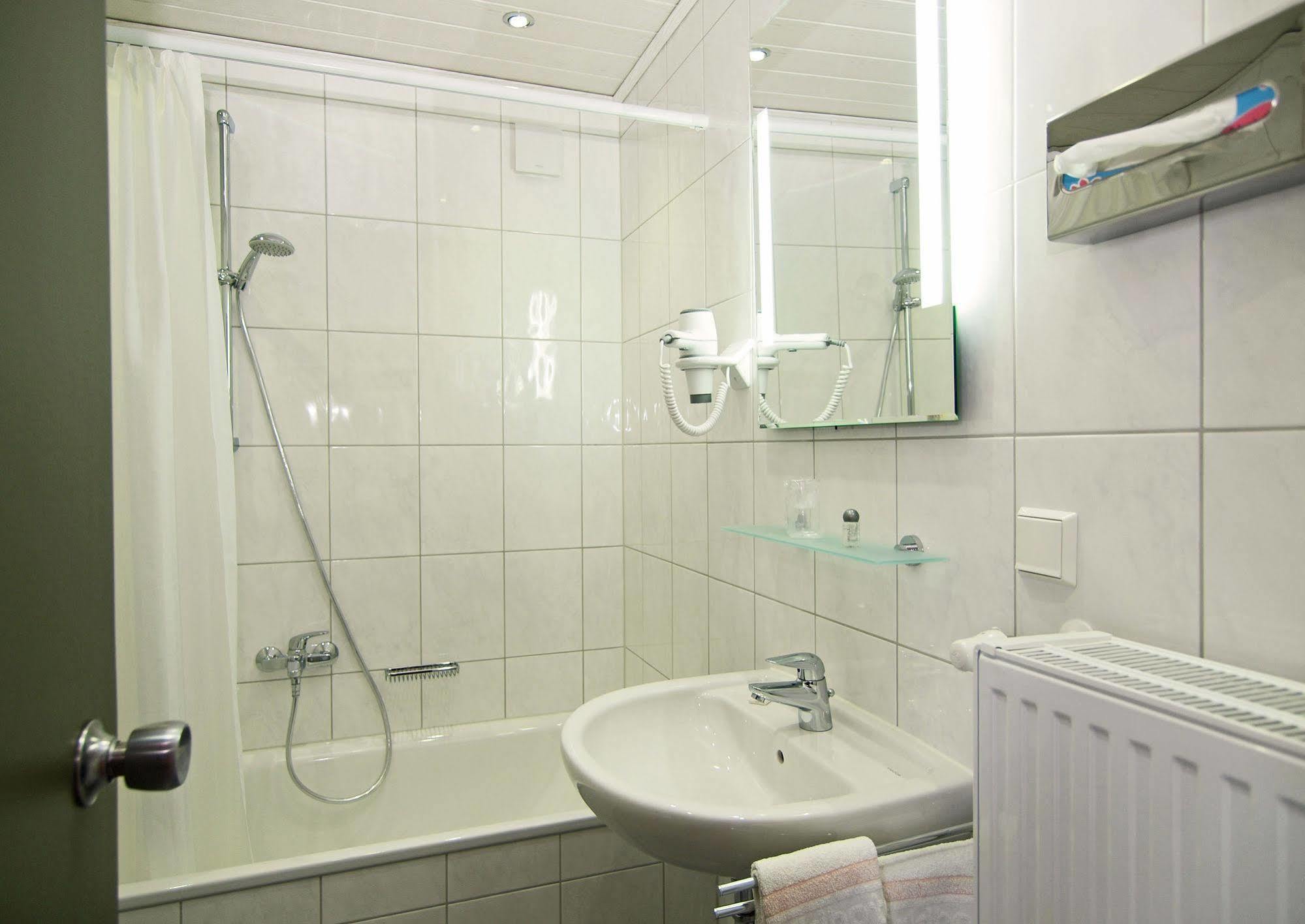 Waldhotel Felsenkeller Bad Iburg Luaran gambar